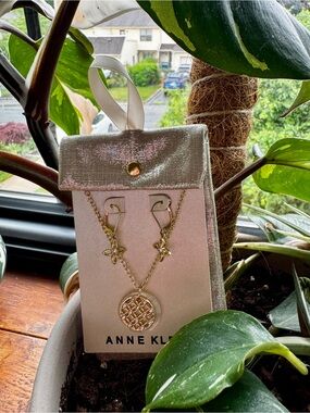 Anne Klein Gold Tone Pendant Necklace with Floral Dangle Earrings